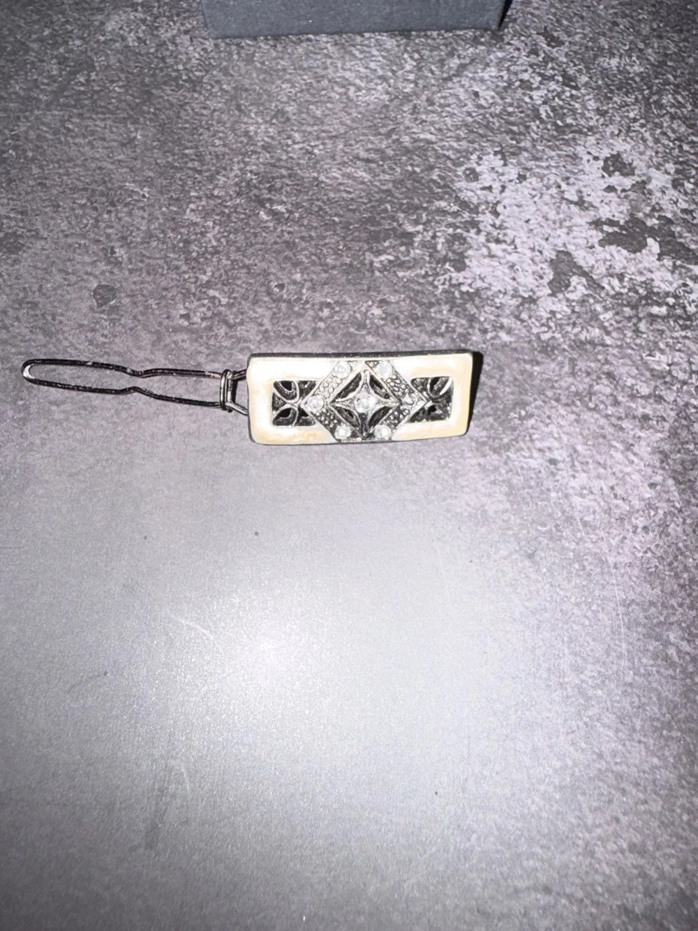 Vintage Art Deco Silver & Ivory-Tone Hair Clip – 1950s Find